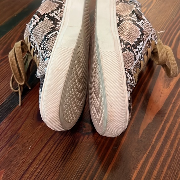 JSlides Embossed Leather Sneakers - Picture 6 of 9